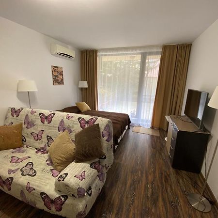 Studio Kristina Pomorie Luaran gambar